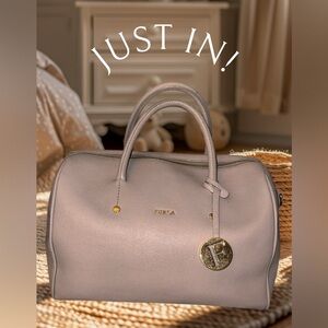 FURLA~SMOOTH CLOUD LIKE SATCHEL PERFECT FOR COLLECTORS OF UNIQUE FINE BAGS
